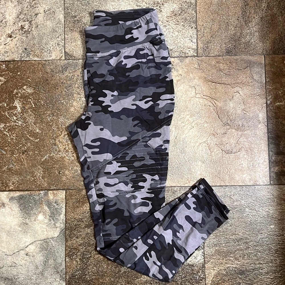 Camo Leggings